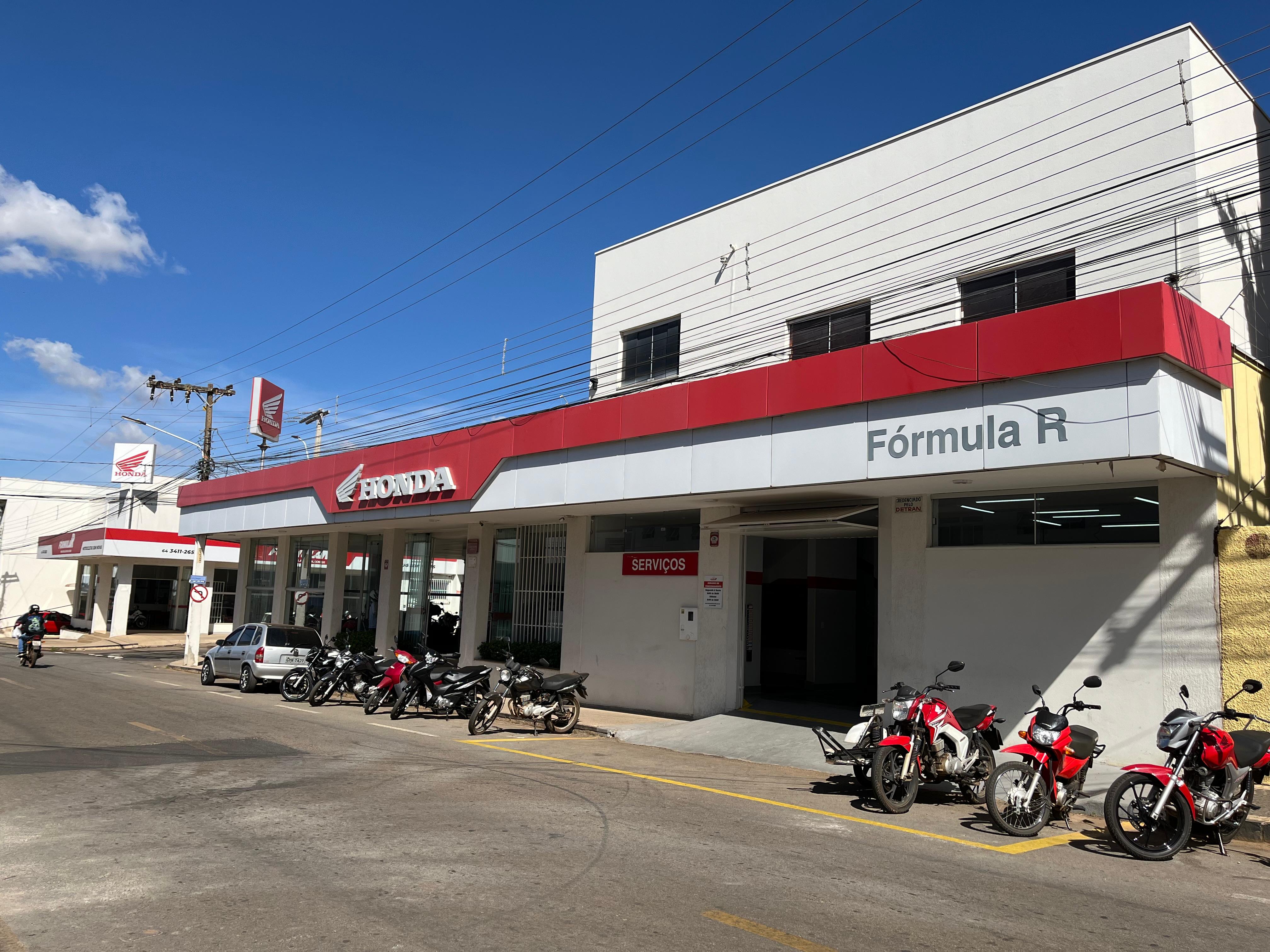 Fachada Fórmula R Honda Catalão